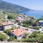Dimitreli Venetia Hotell Koinyra
